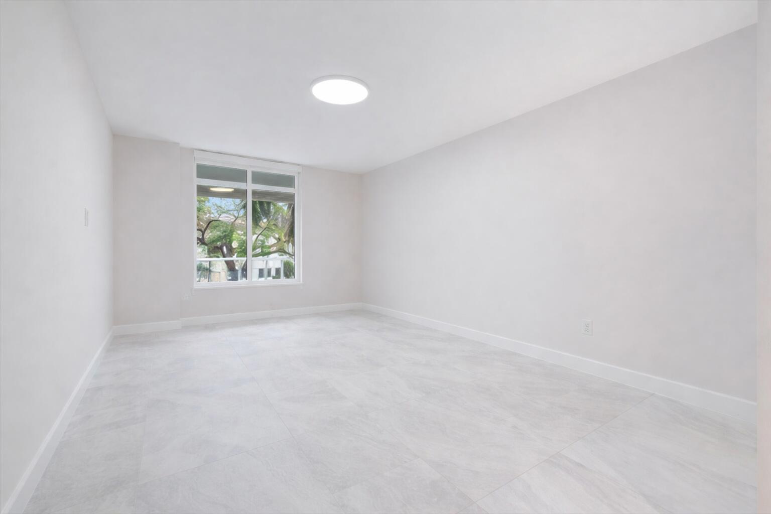 200 SE Mizner #810 Boca Raton, FL 33432
