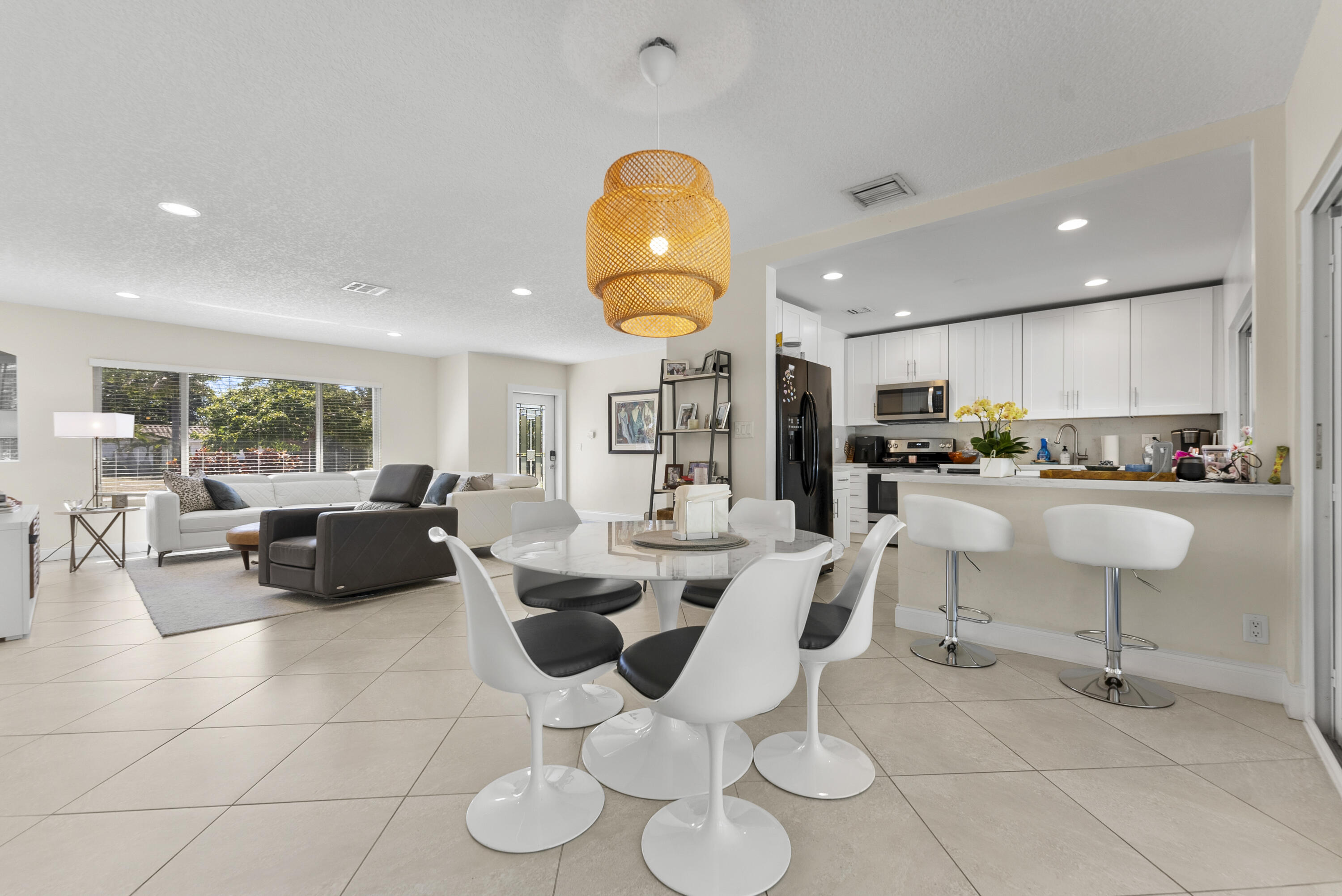 401 NE 10th Ter Boca Raton, FL 33432