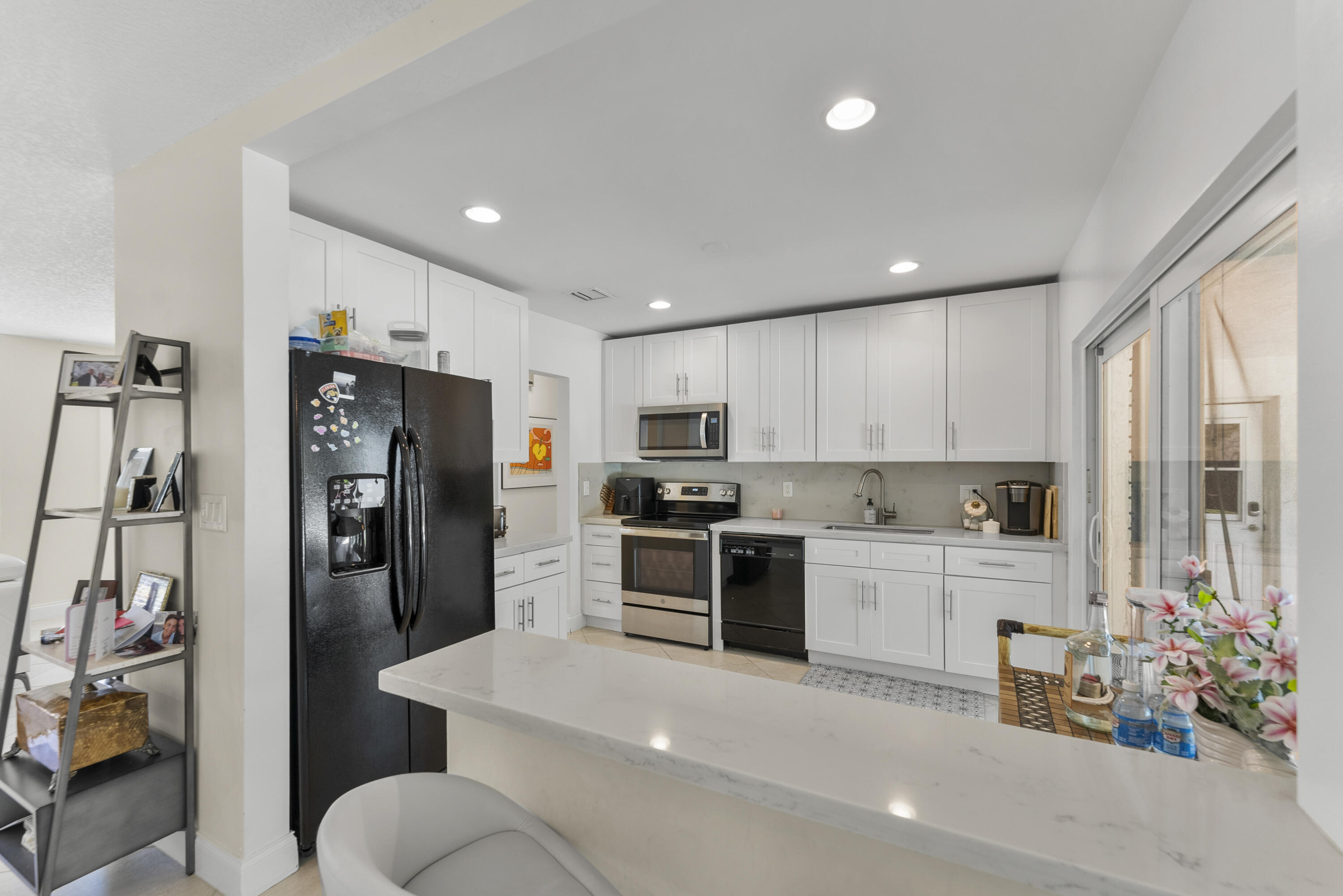 401 NE 10th Ter Boca Raton, FL 33432