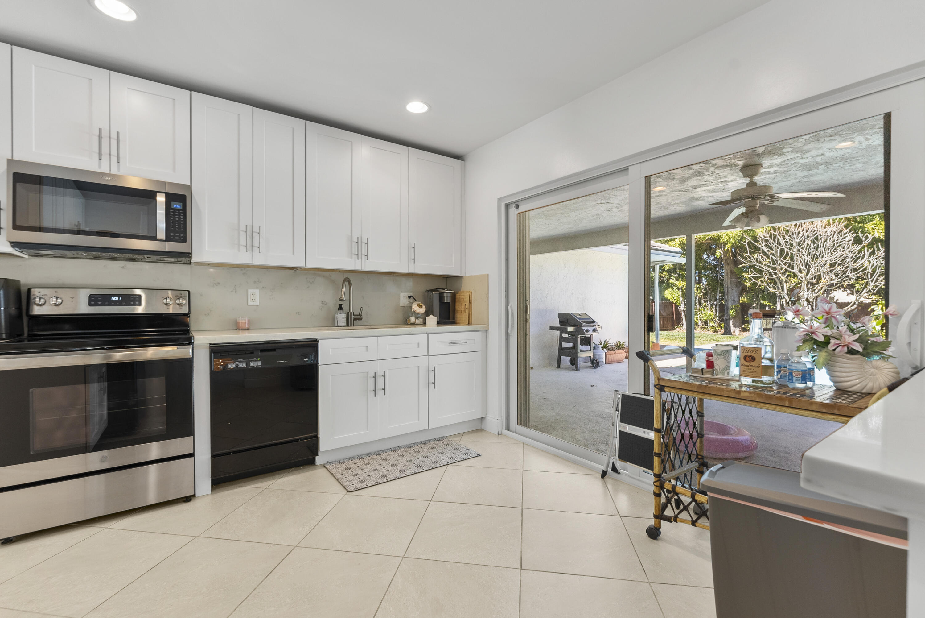 401 NE 10th Ter Boca Raton, FL 33432