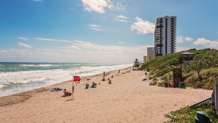 401 NE 10th Ter Boca Raton, FL 33432