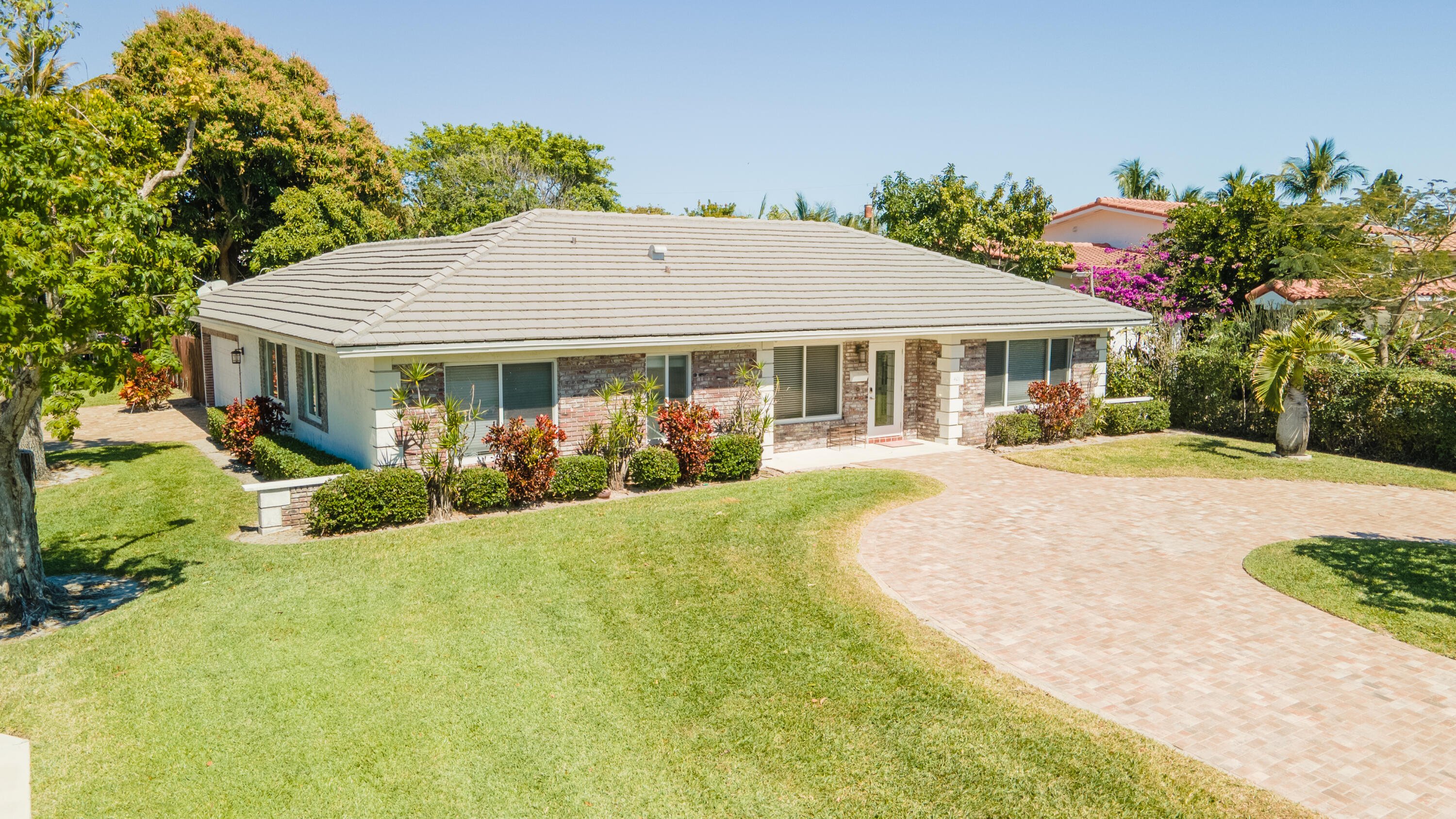 401 NE 10th Ter Boca Raton, FL 33432