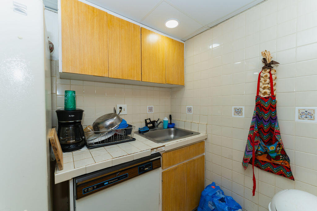 777 SW 9th #409 Miami, FL 33130