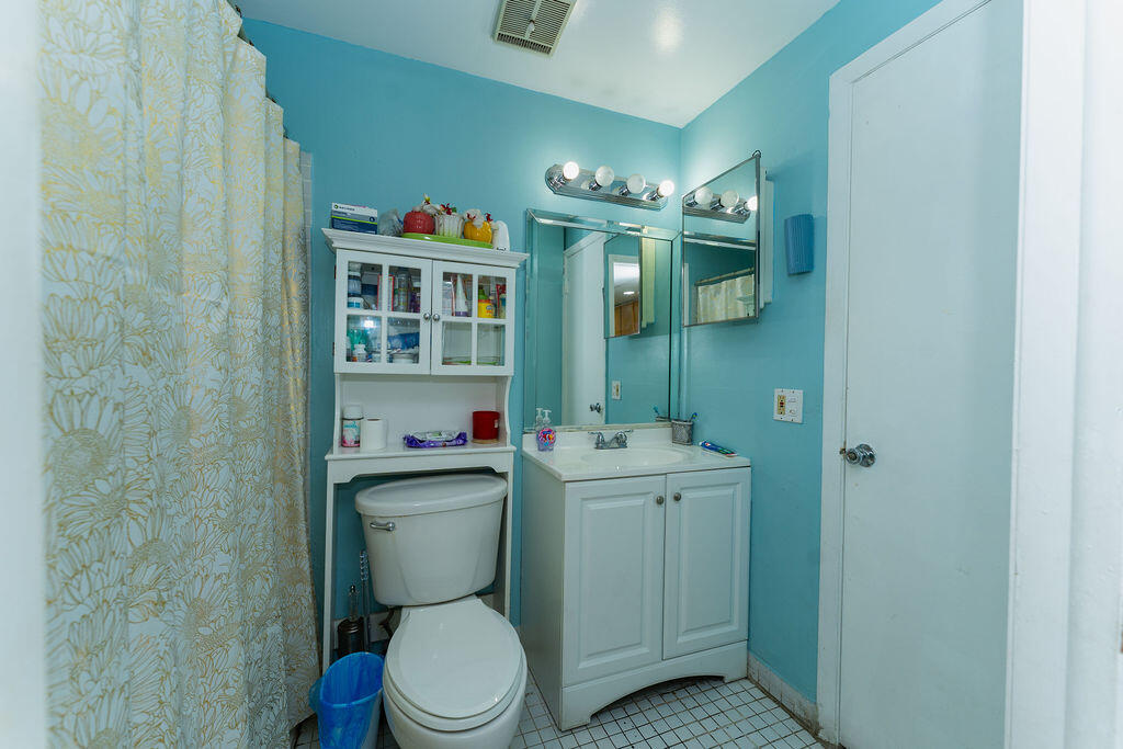 777 SW 9th #409 Miami, FL 33130