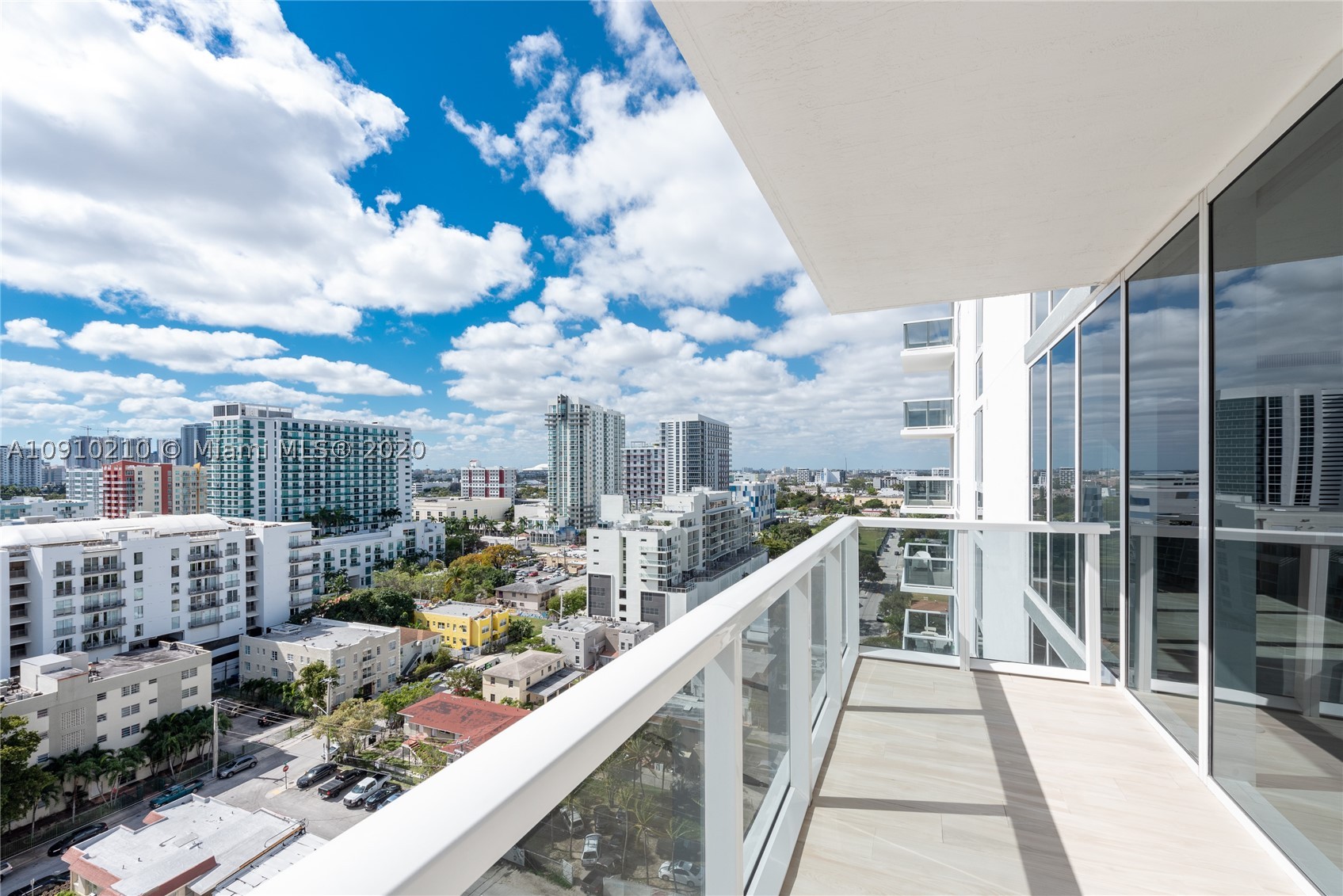 image BAY HOUSE MIAMI CONDO9