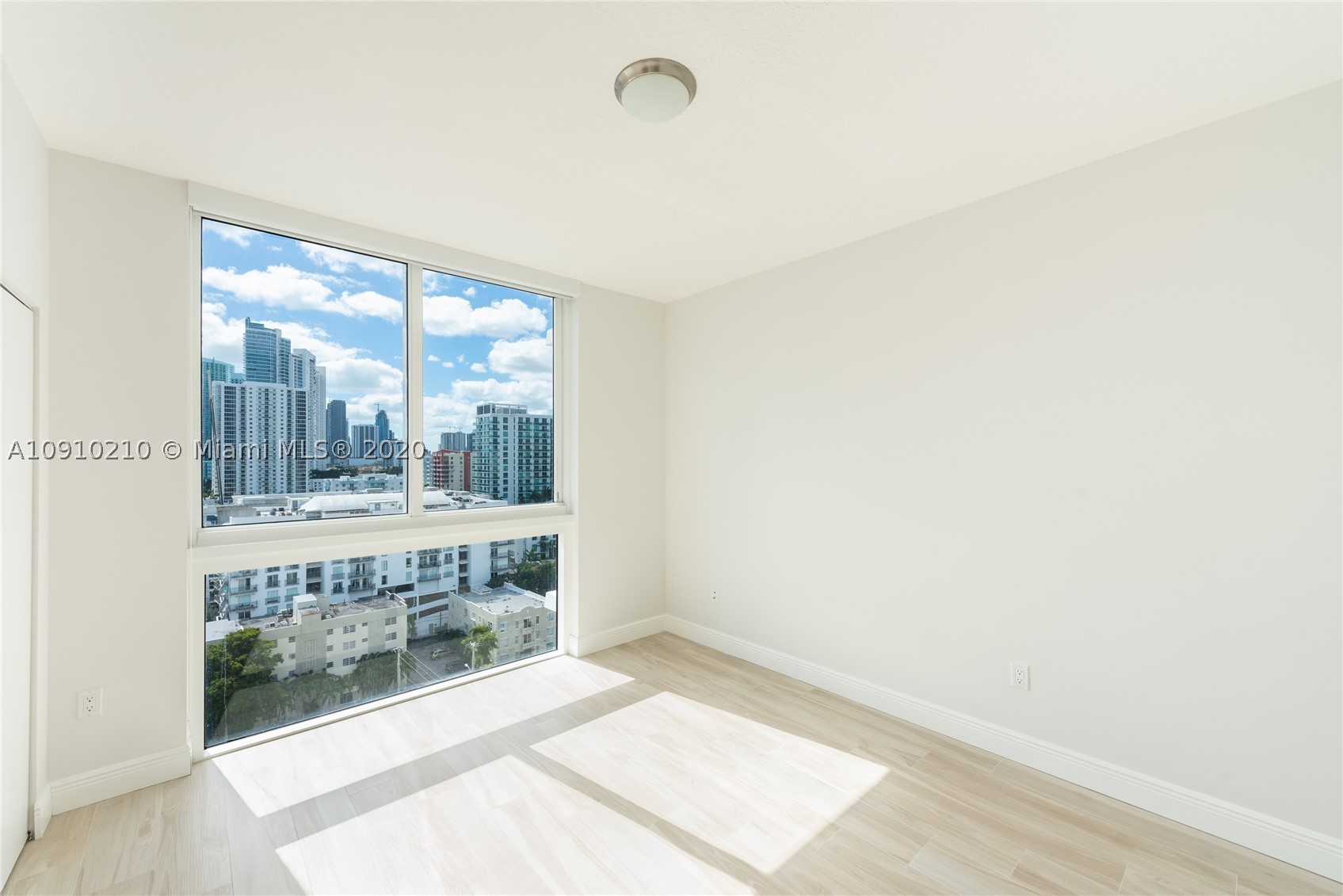 image BAY HOUSE MIAMI CONDO16