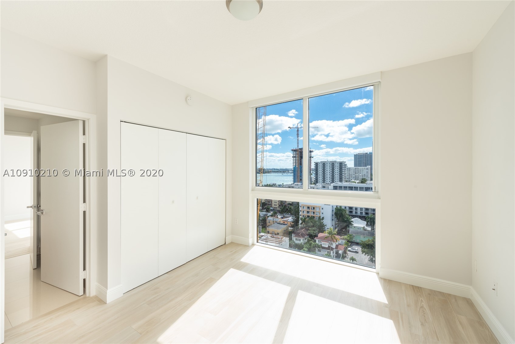 image BAY HOUSE MIAMI CONDO17
