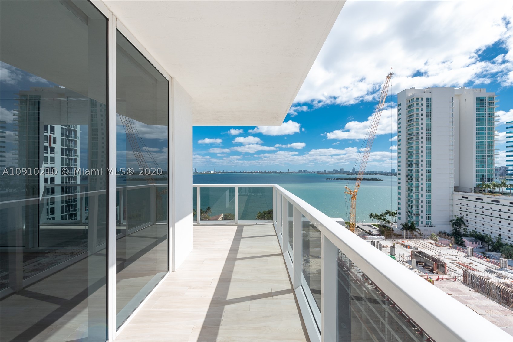 image BAY HOUSE MIAMI CONDO5