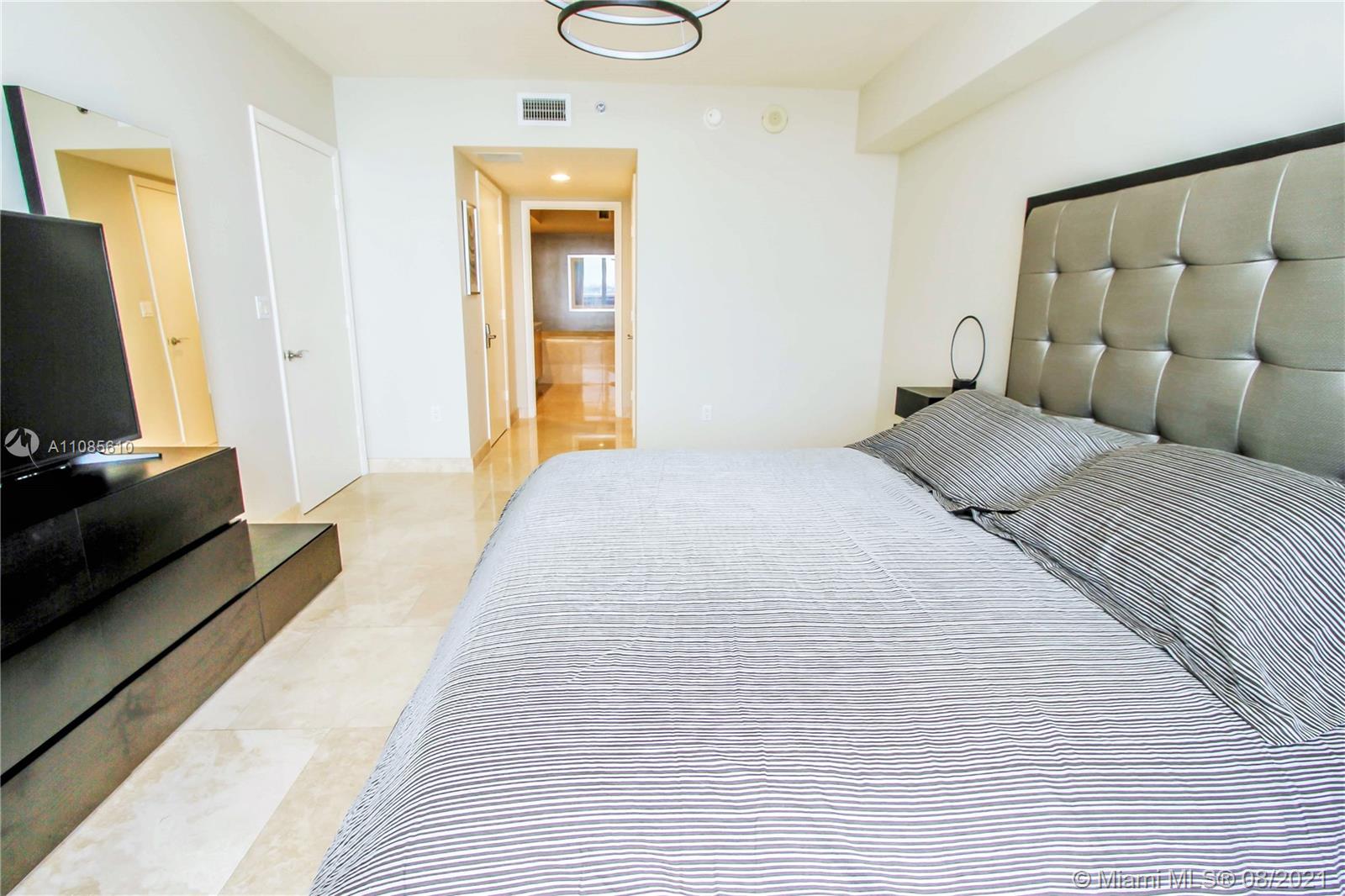 1830 S Ocean Dr #4903 Hallandale Beach, FL 33009