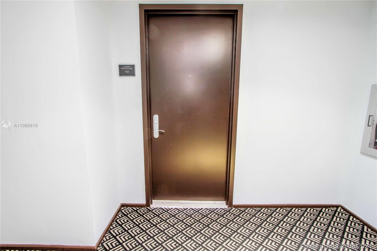 1830 S Ocean Dr #4903 Hallandale Beach, FL 33009