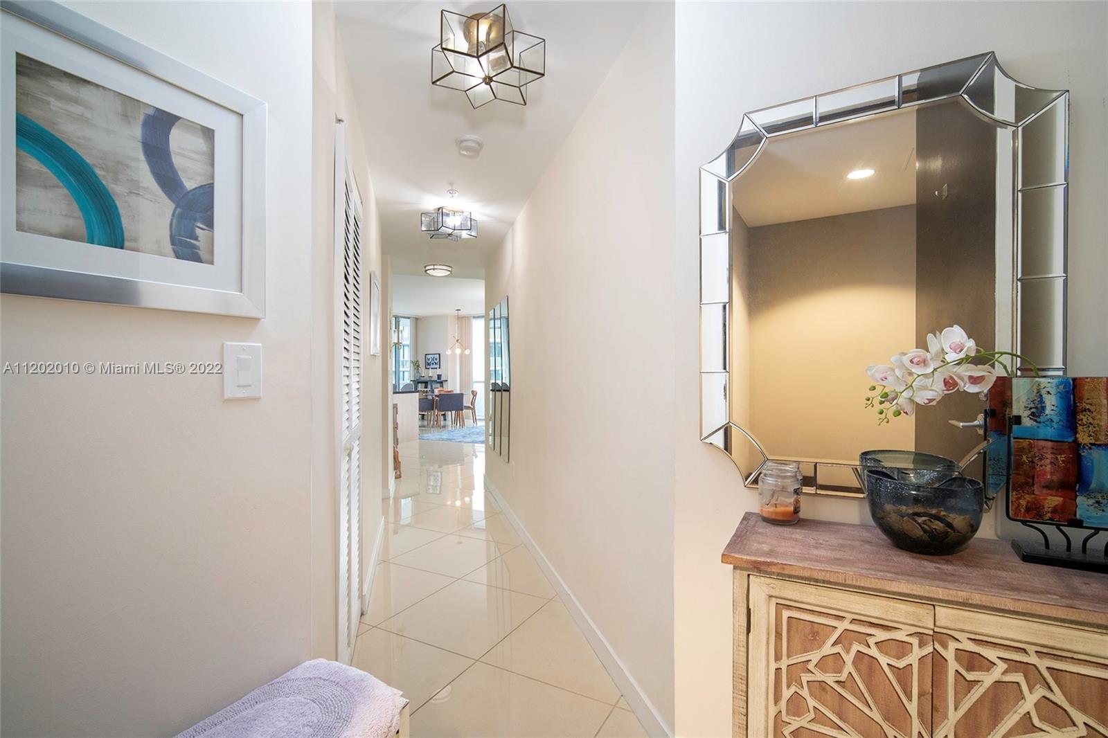 1111 SW 1st Ave #3114-N Miami, FL 33130