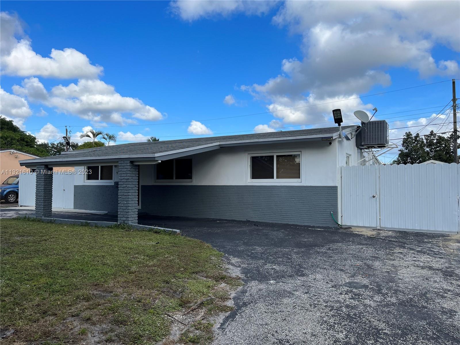 721 N 68th Ave