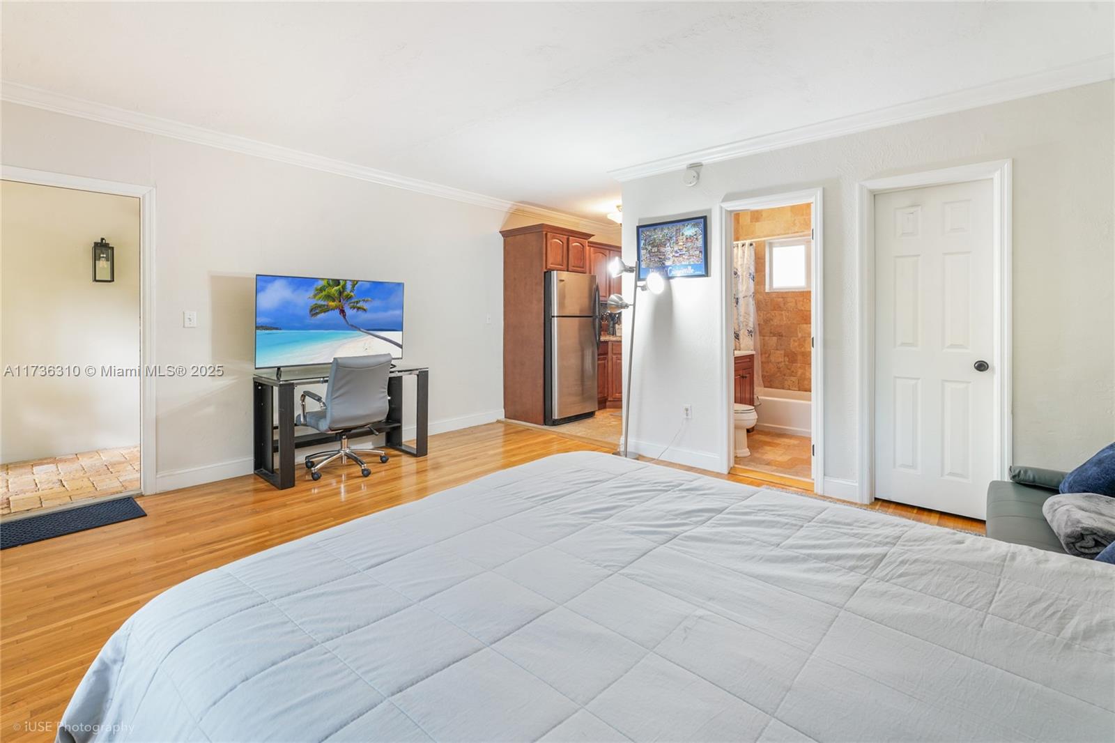 35 Antilla Ave Coral Gables, FL 33134