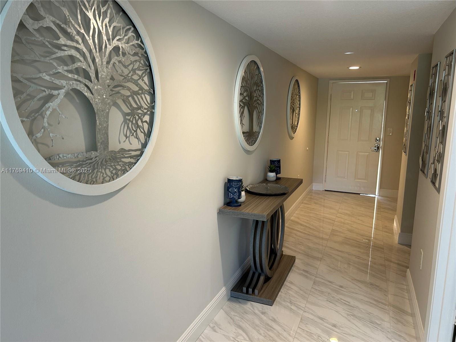 275 Palm Ave #D205 Jupiter, FL 33477