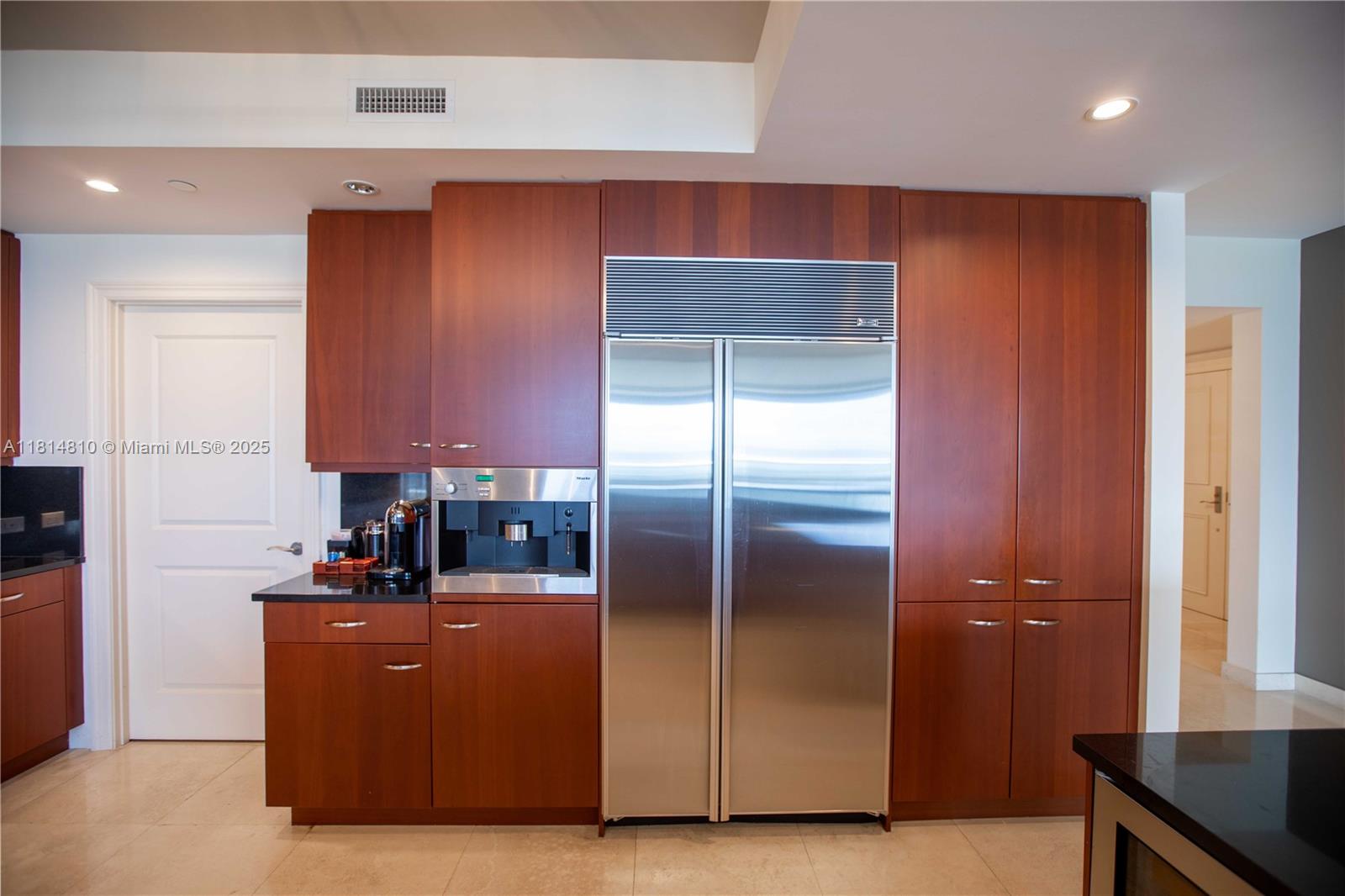 6000 Island Blvd #2602 Aventura, FL 33160