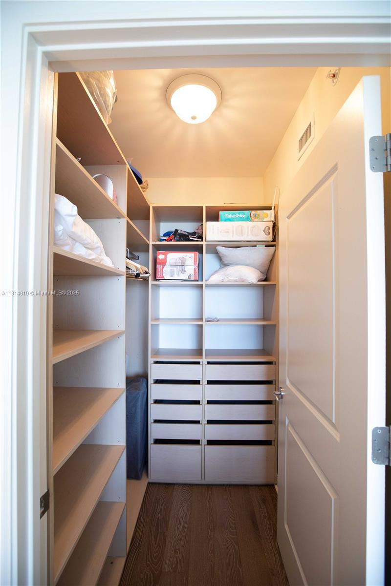 6000 Island Blvd #2602 Aventura, FL 33160