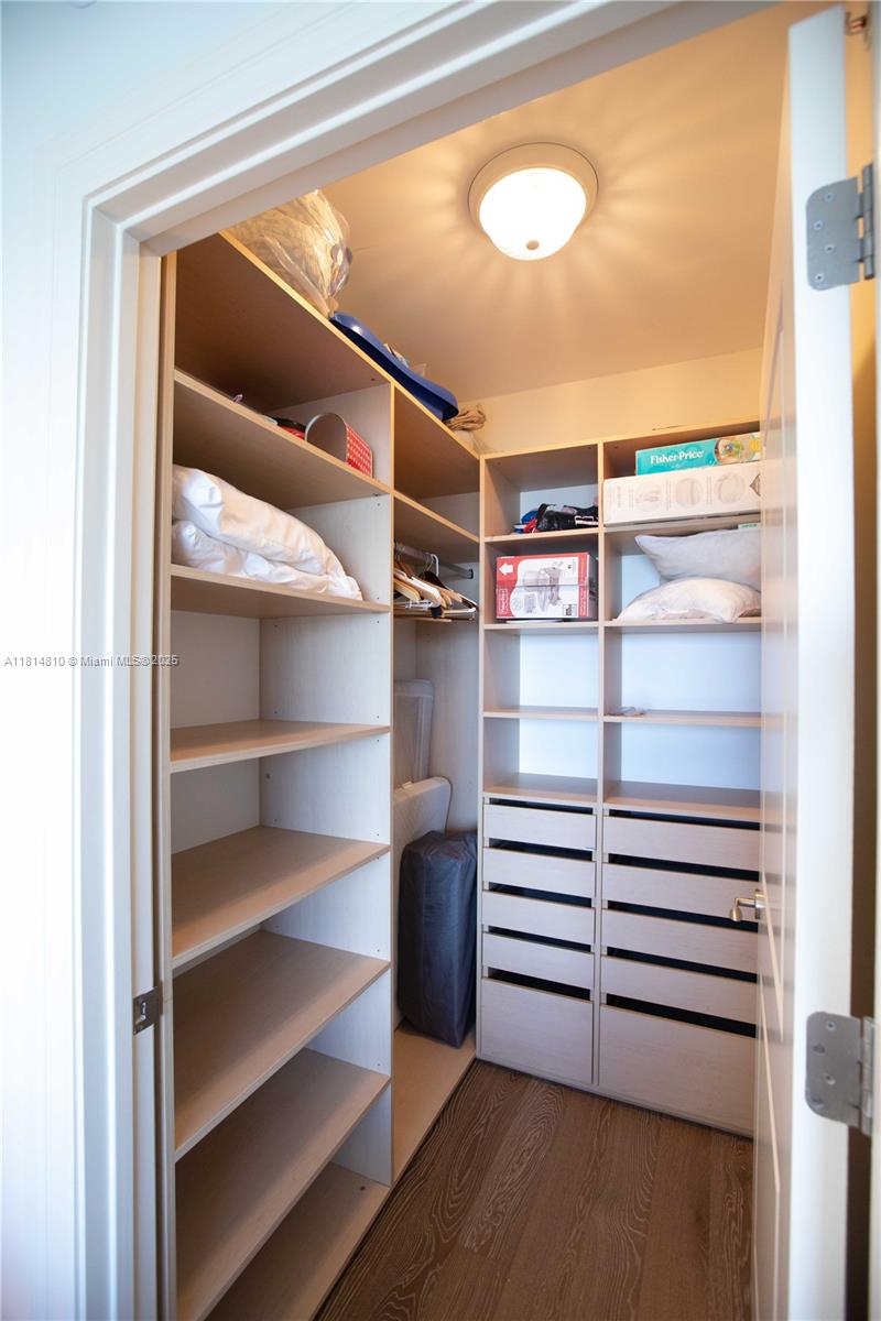 6000 Island Blvd #2602 Aventura, FL 33160