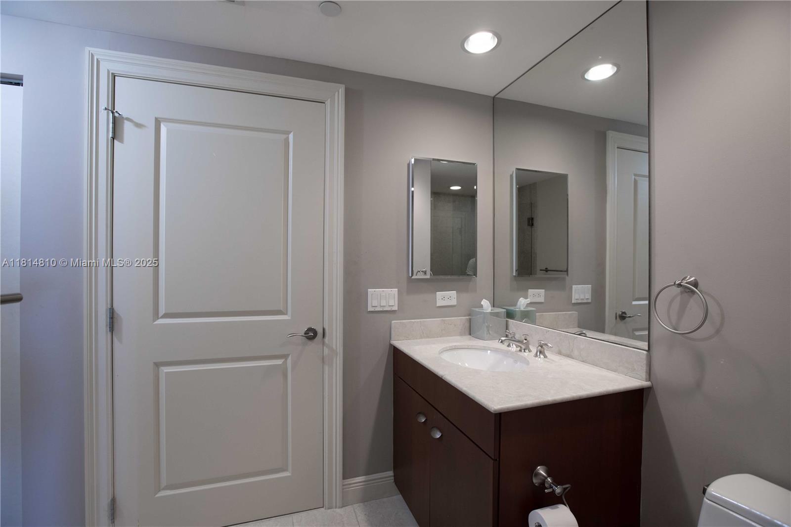 6000 Island Blvd #2602 Aventura, FL 33160