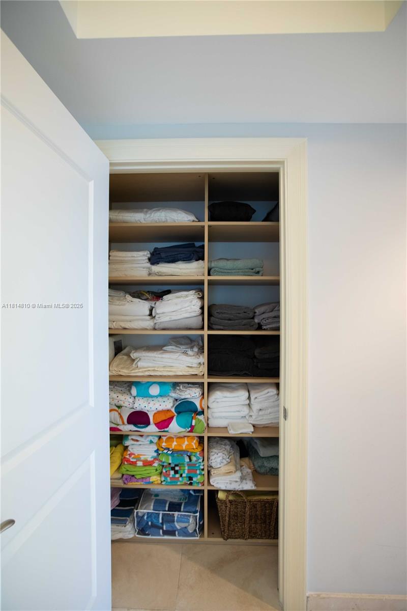 6000 Island Blvd #2602 Aventura, FL 33160