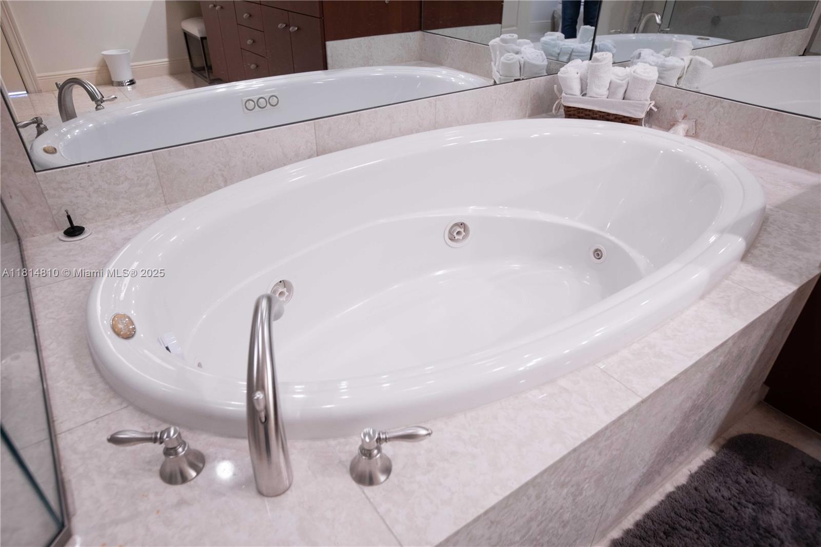 6000 Island Blvd #2602 Aventura, FL 33160