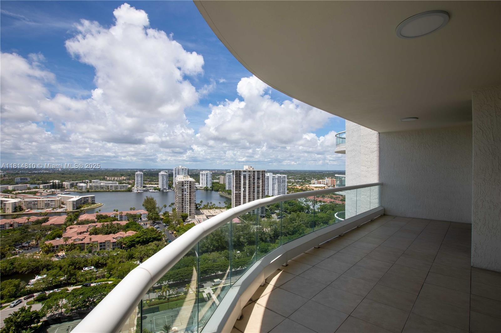 6000 Island Blvd #2602 Aventura, FL 33160