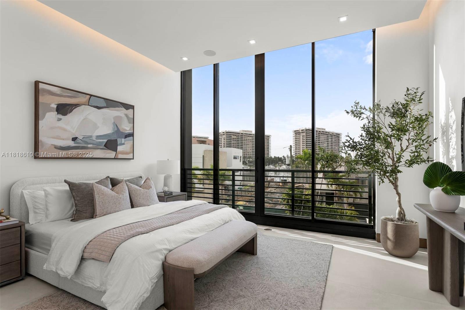 3571 Fair Isle St Miami, FL 33133