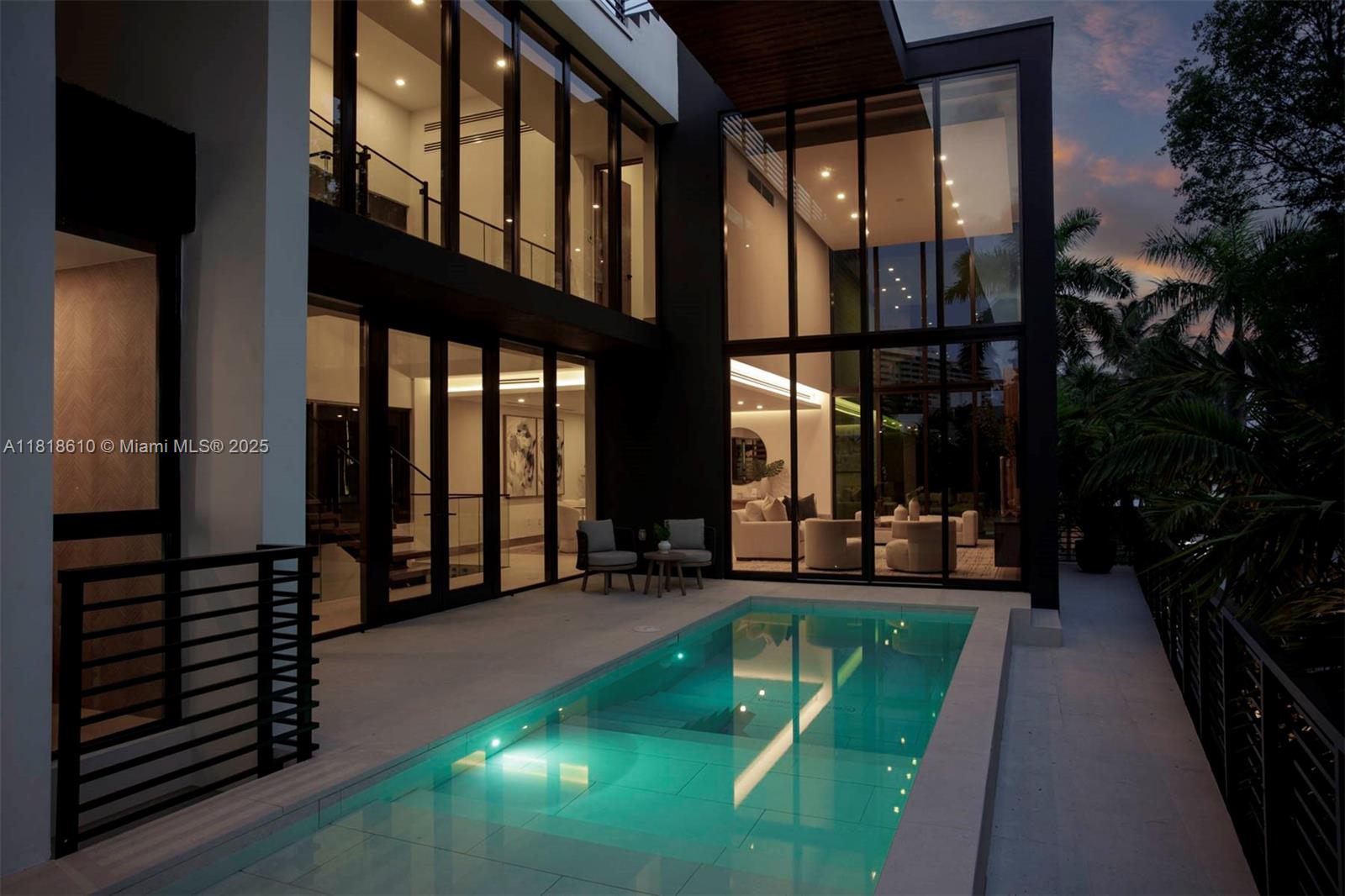 3571 Fair Isle St Miami, FL 33133