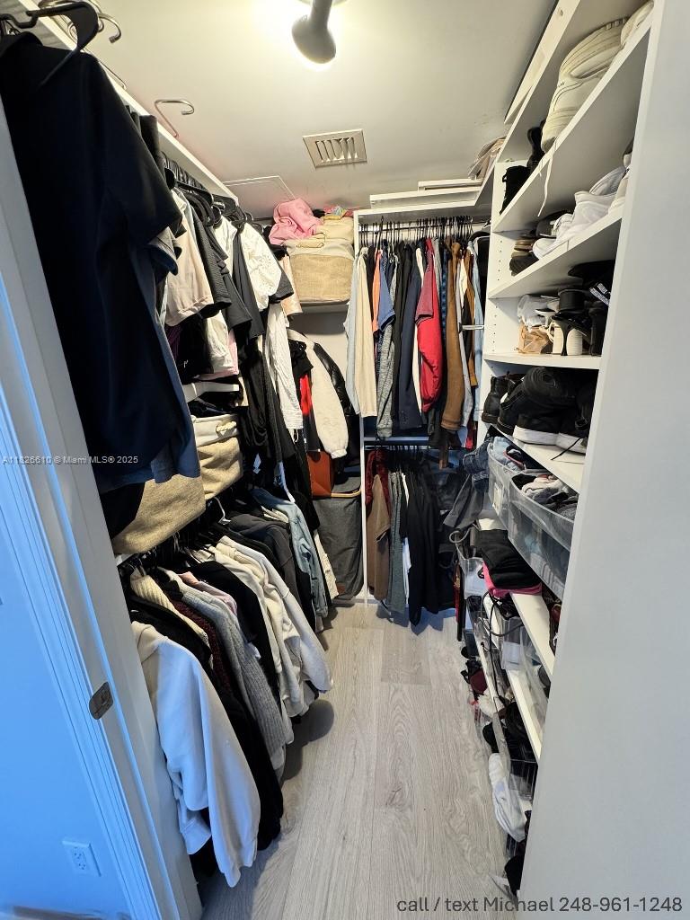 image 500 BRICKELL EAST CONDO U13