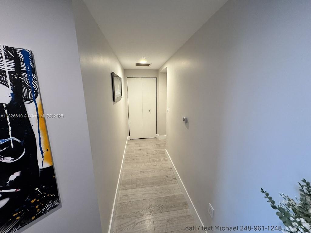 image 500 BRICKELL EAST CONDO U4