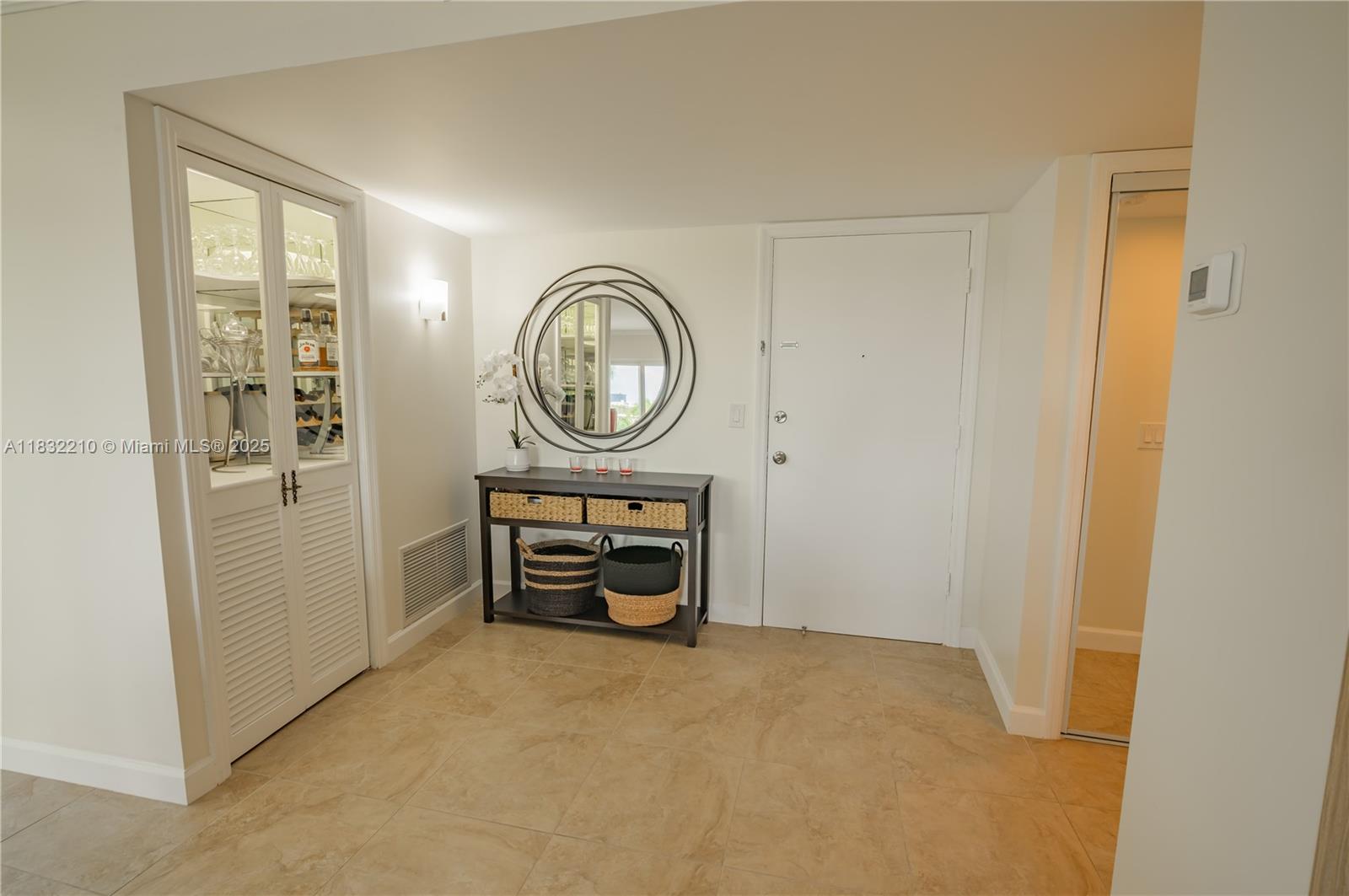 Undisclosed Address,Hallandale Beach, FL 33009