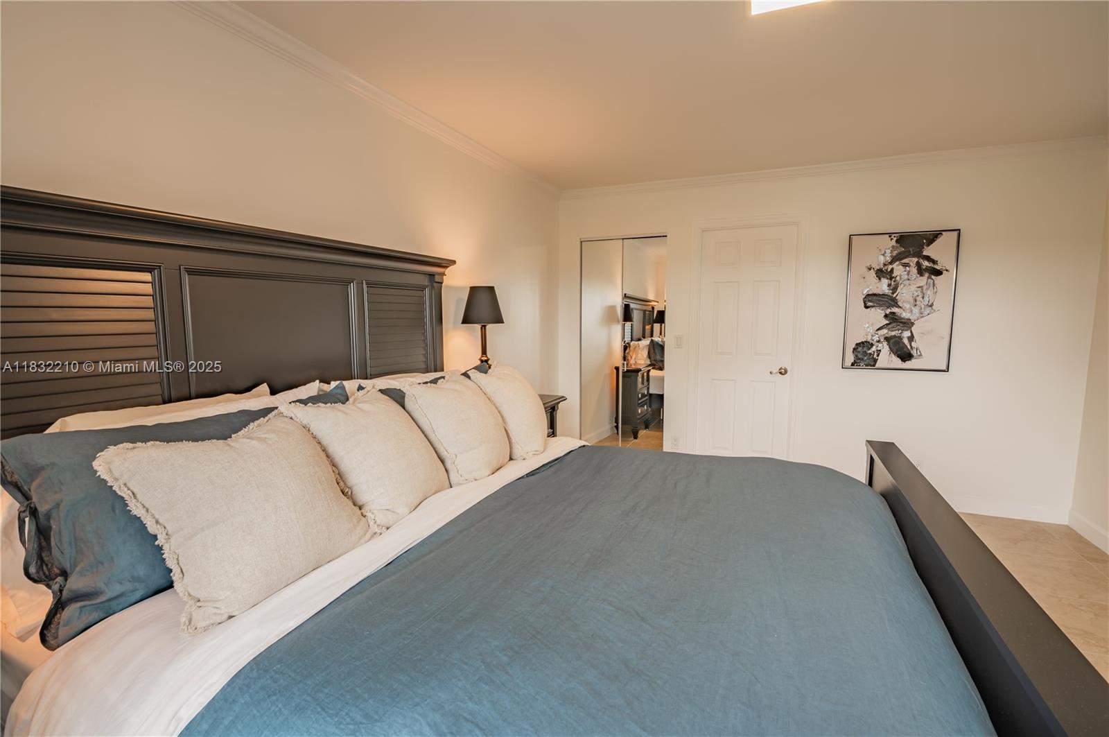 Undisclosed Address,Hallandale Beach, FL 33009