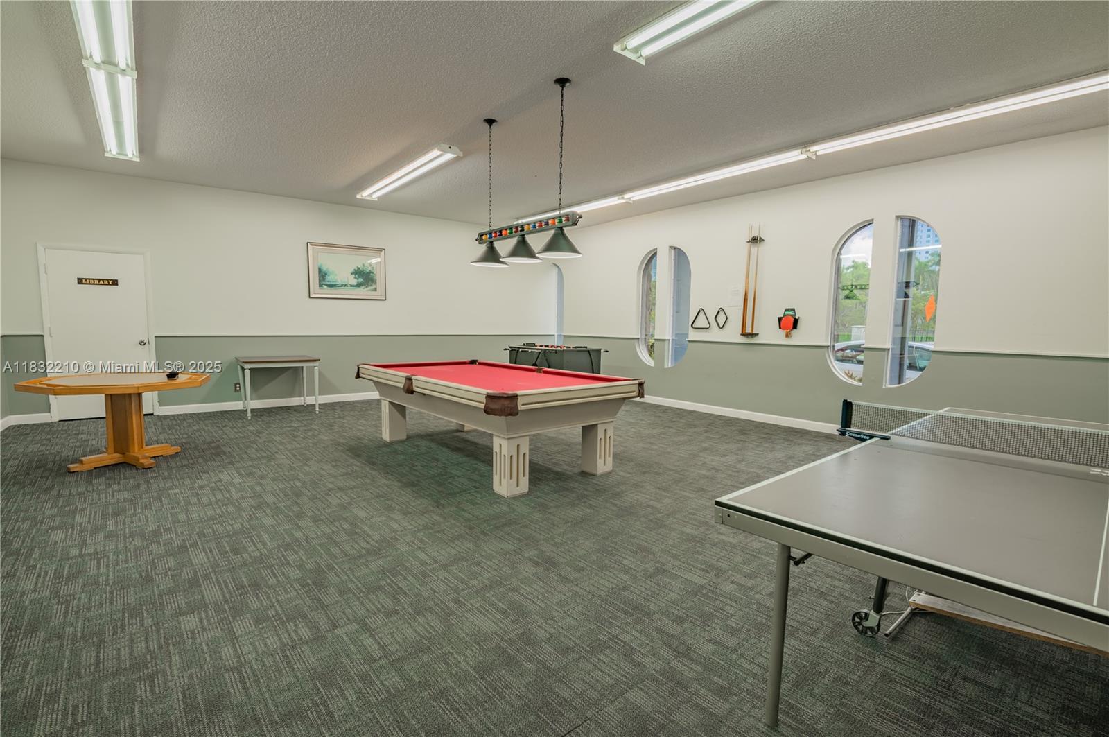 Undisclosed Address,Hallandale Beach, FL 33009