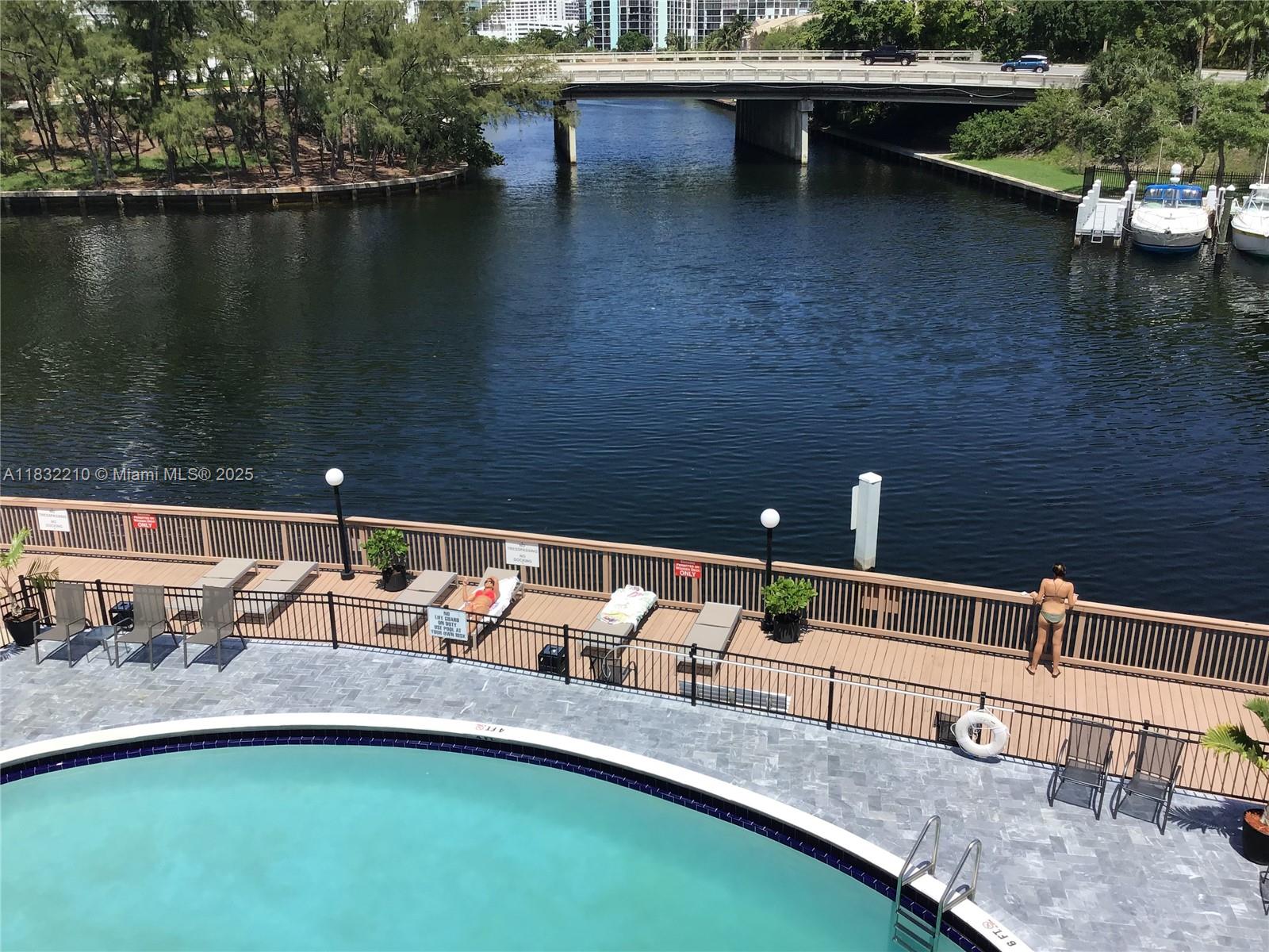 Undisclosed Address,Hallandale Beach, FL 33009