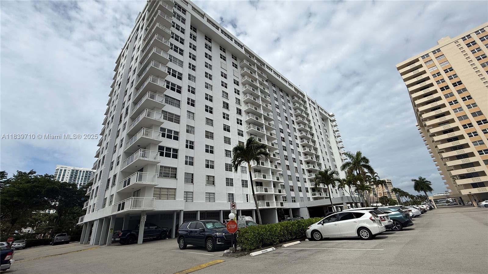 1849 S Ocean Dr #507