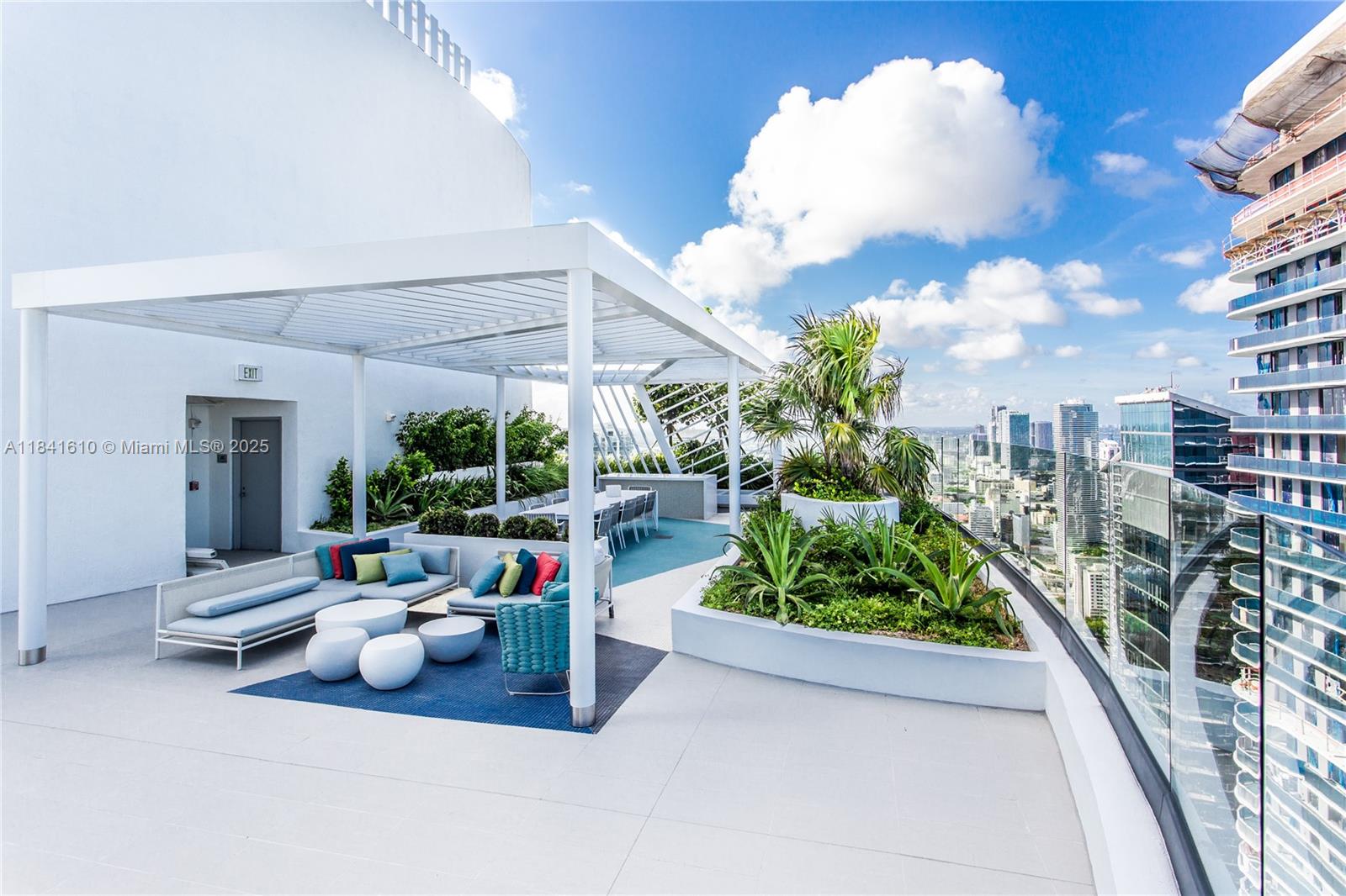 image Brickell Heights East18
