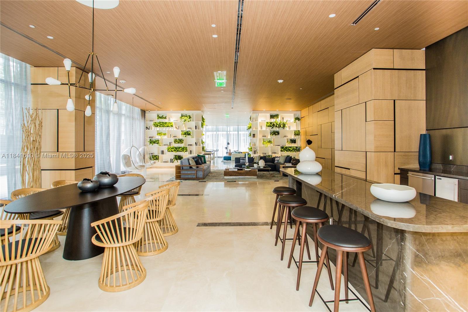 image Brickell Heights East35