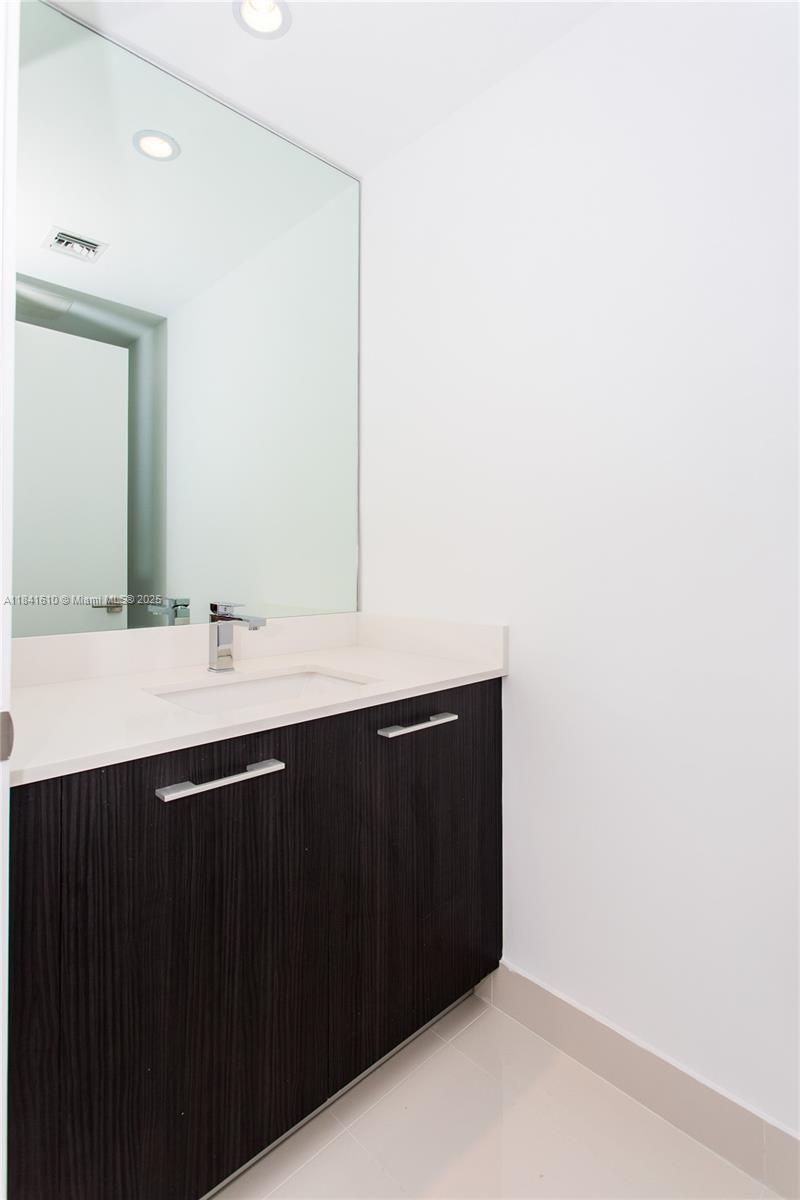 image Brickell Heights East6