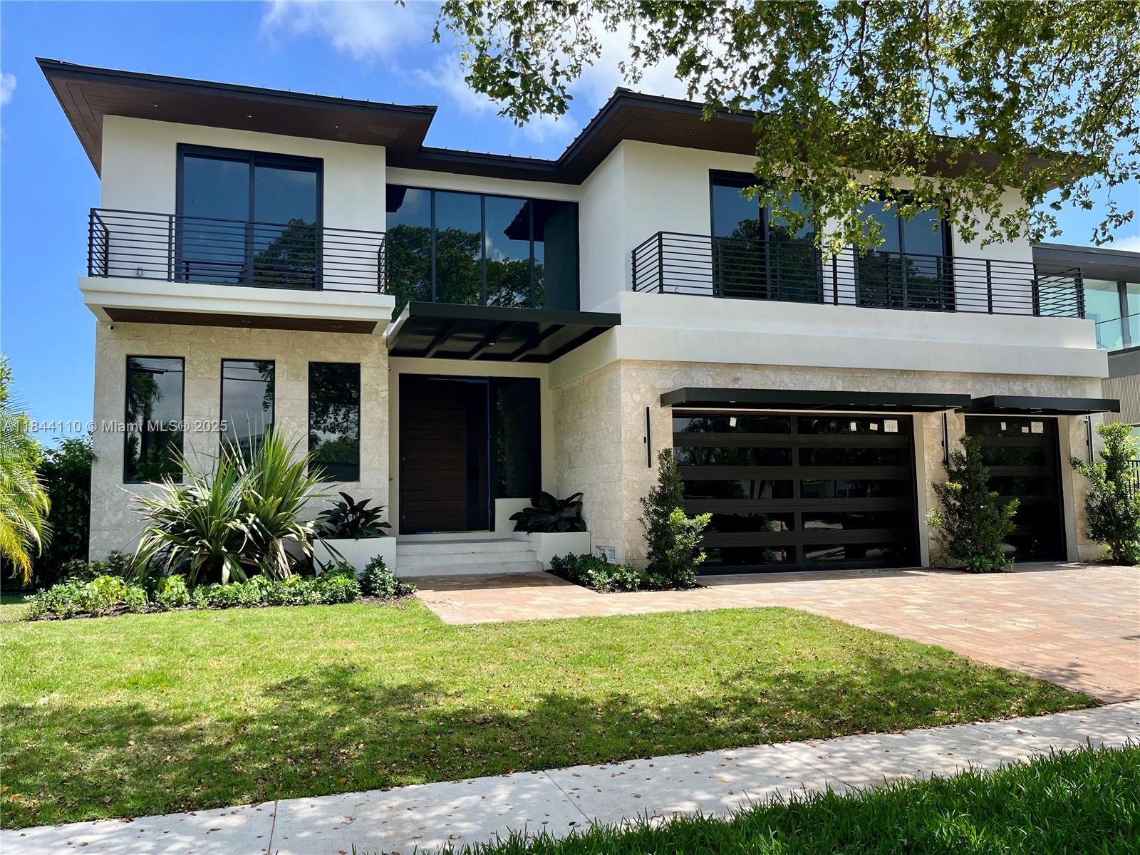 13085 Coronado Ter North Miami, FL 33181