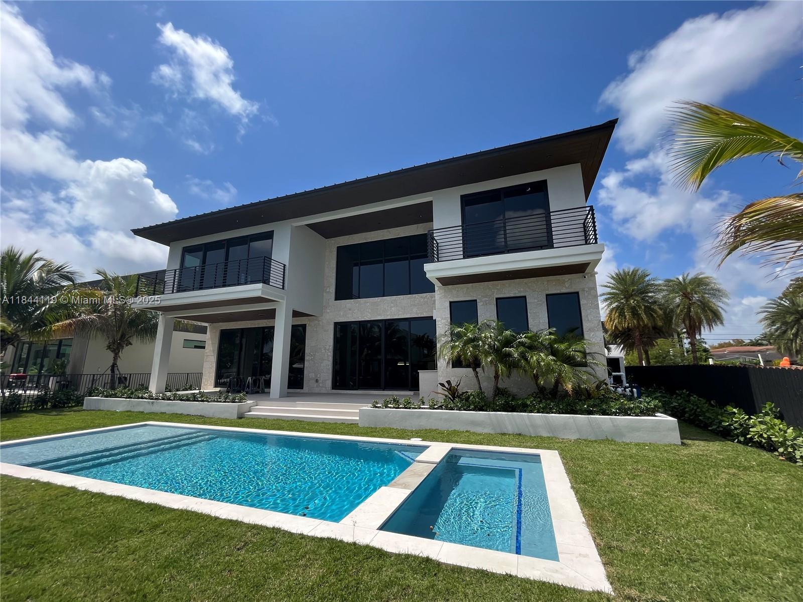 13085 Coronado Ter North Miami, FL 33181