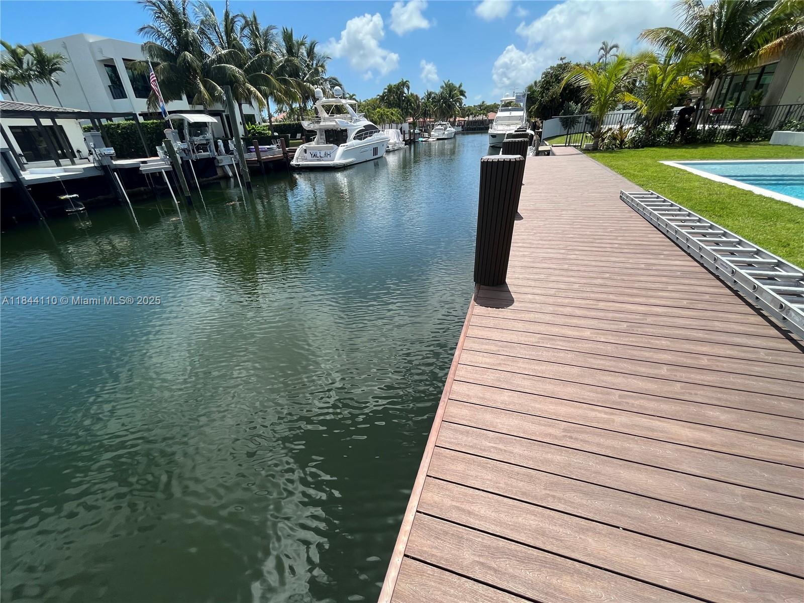 13085 Coronado Ter North Miami, FL 33181