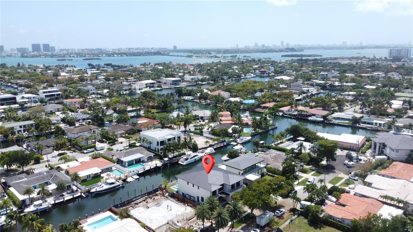 13085 Coronado Ter North Miami, FL 33181