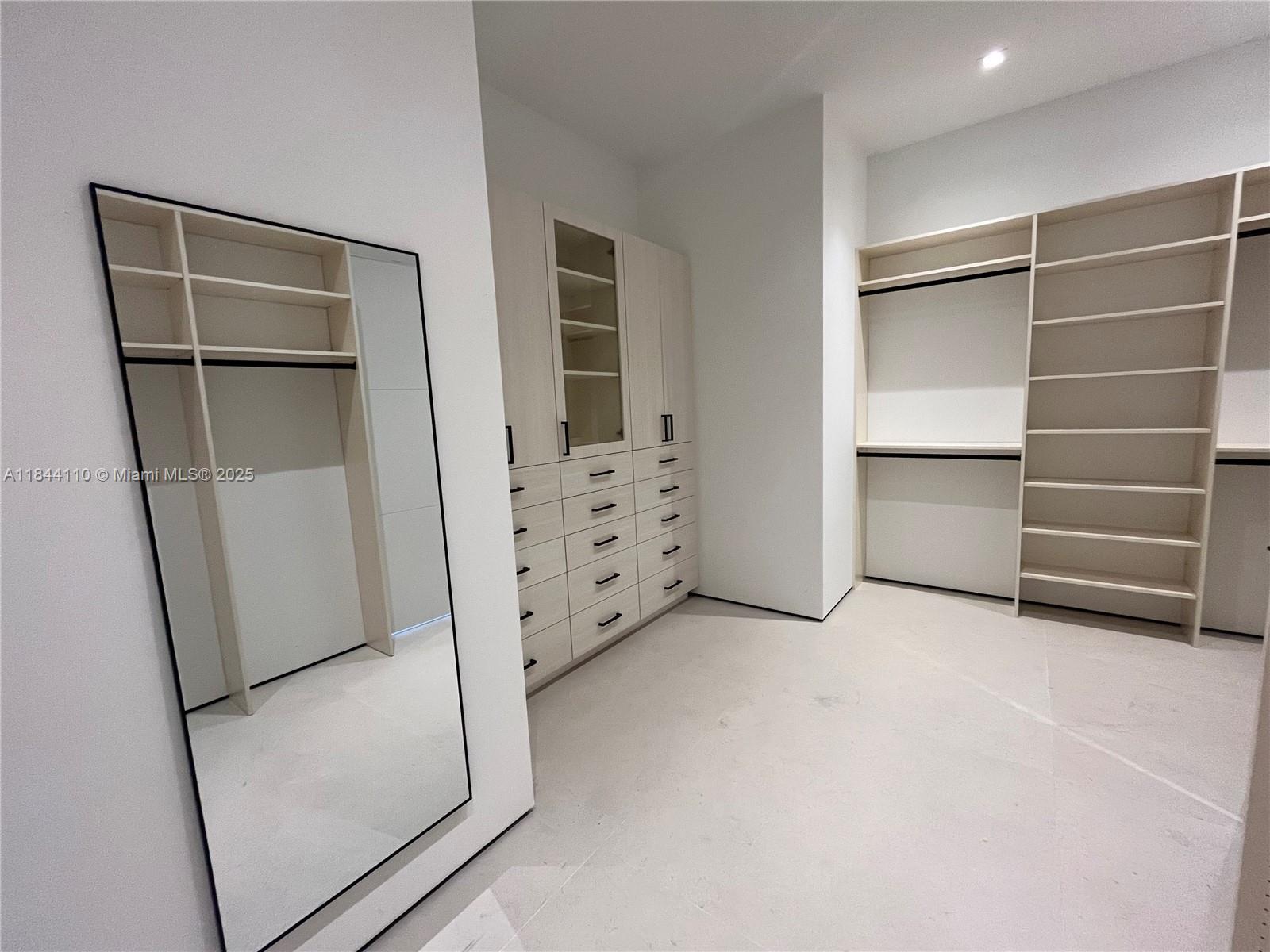 13085 Coronado Ter North Miami, FL 33181