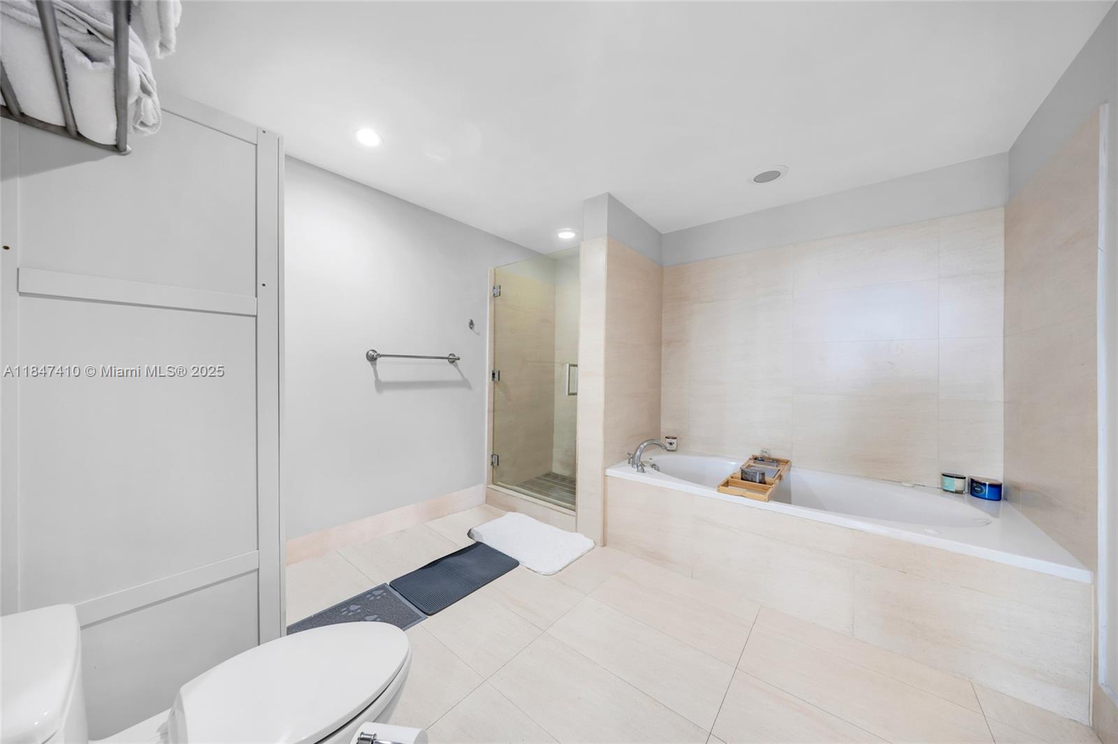 7929 West Dr #1503 North Bay Village, FL 33141