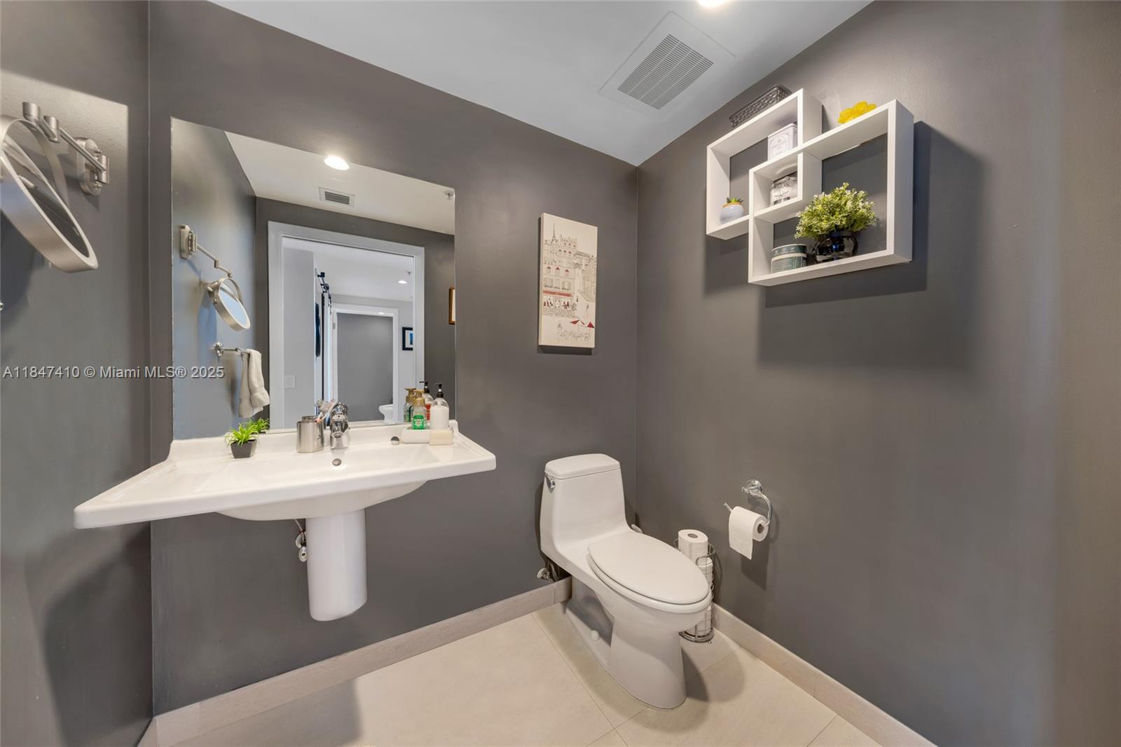 7929 West Dr #1503 North Bay Village, FL 33141