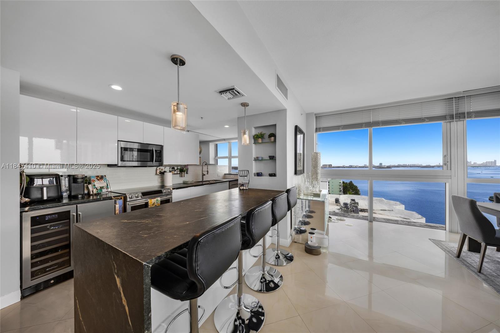 7929 West Dr #1503 North Bay Village, FL 33141