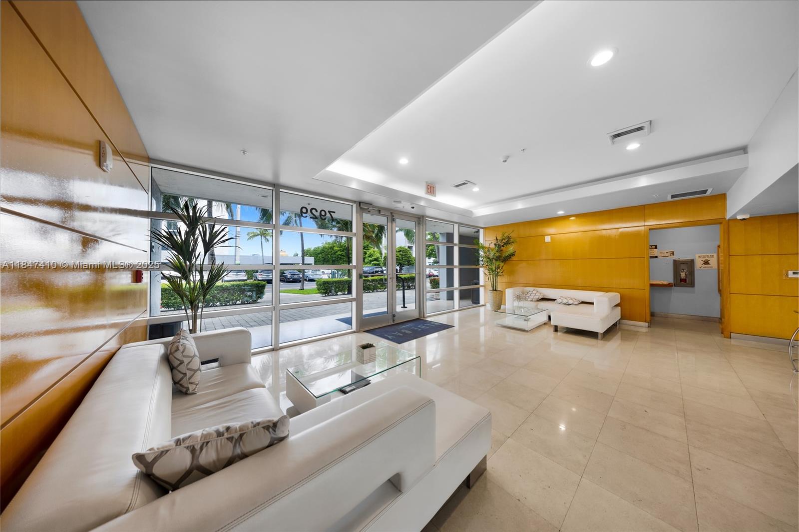 7929 West Dr #1503 North Bay Village, FL 33141