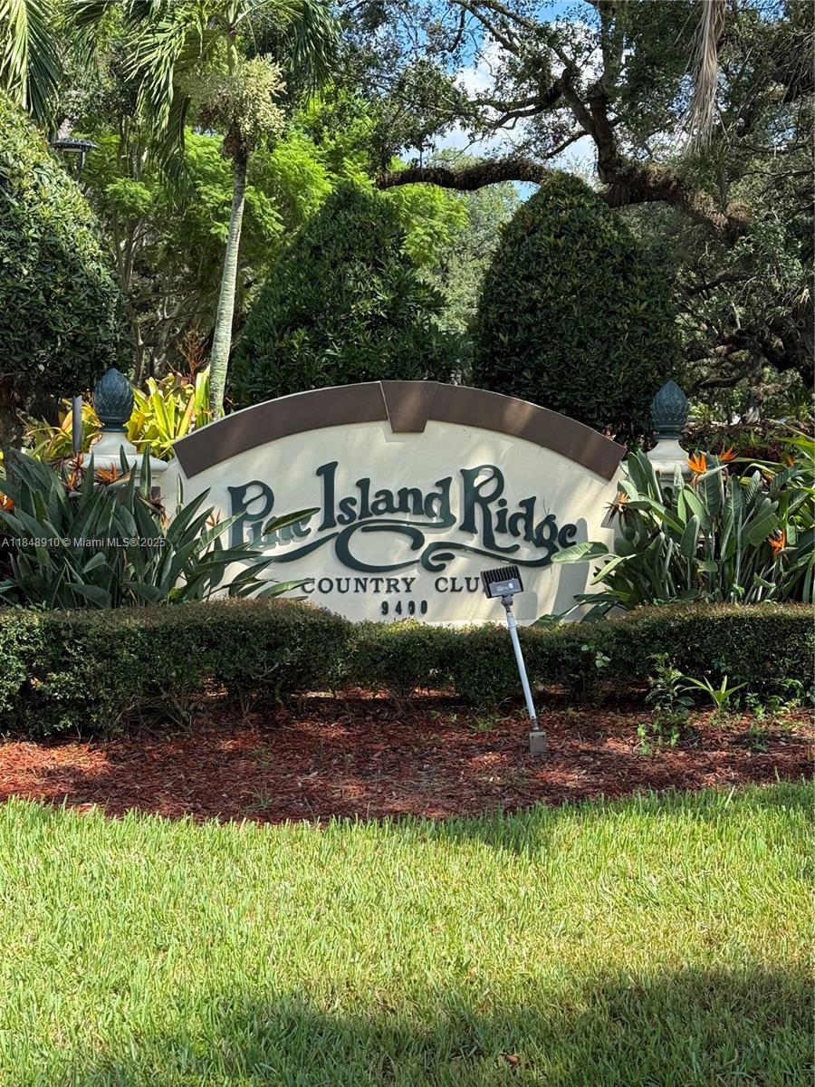 9450 Poinciana Pl #108