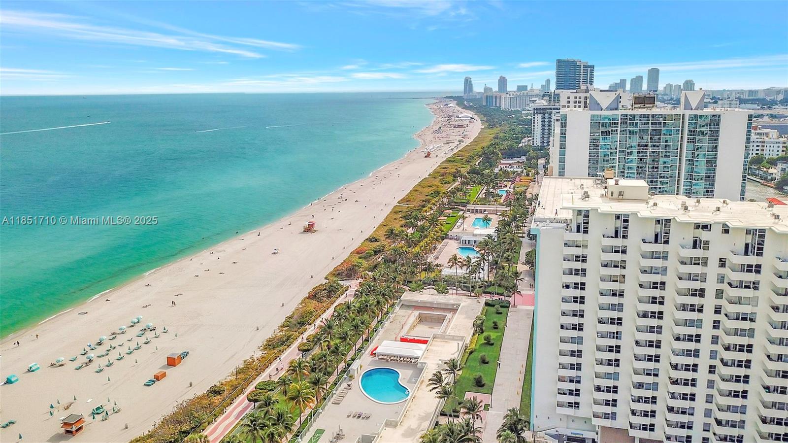 2924 Collins Ave #303