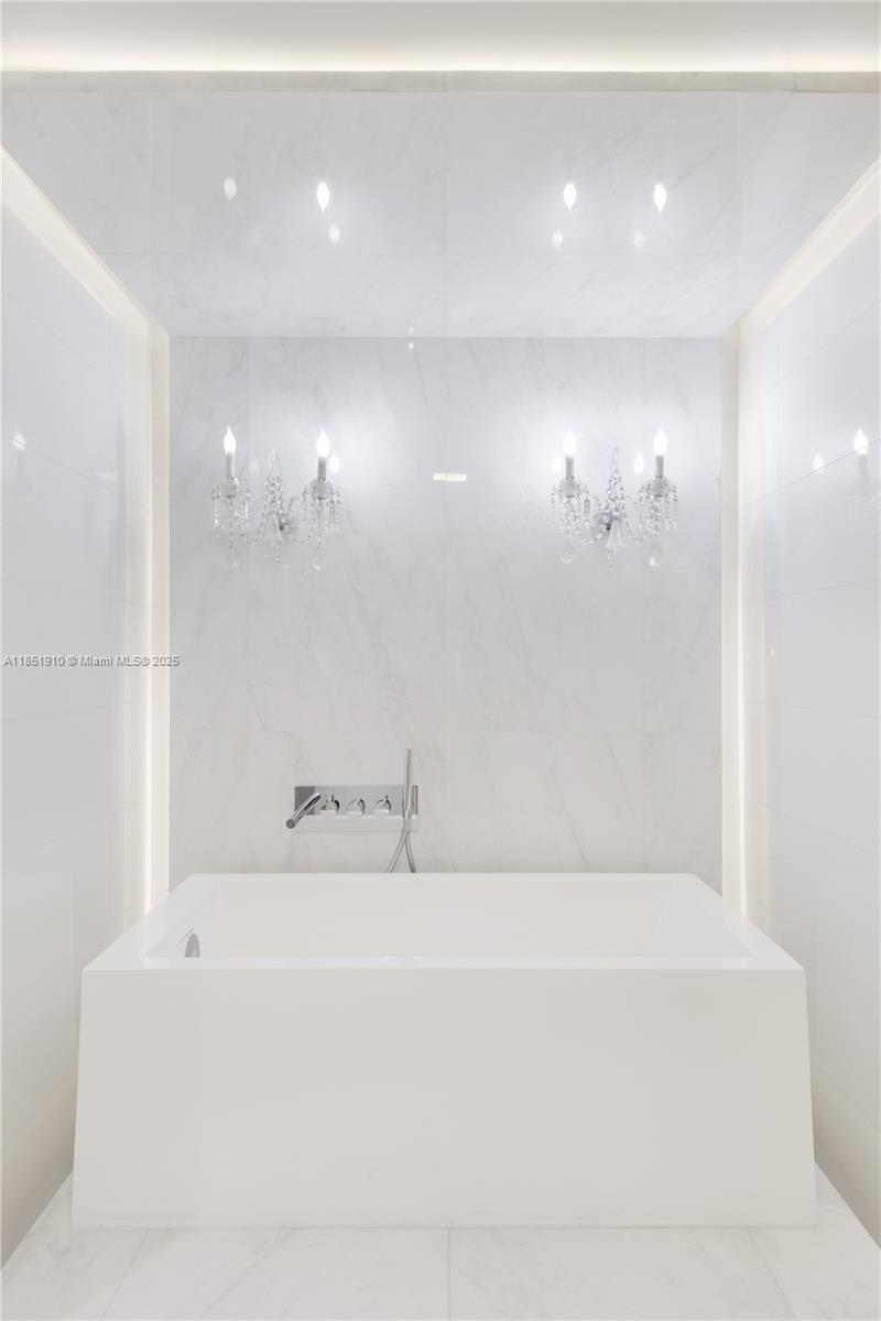 image Jade Residences35