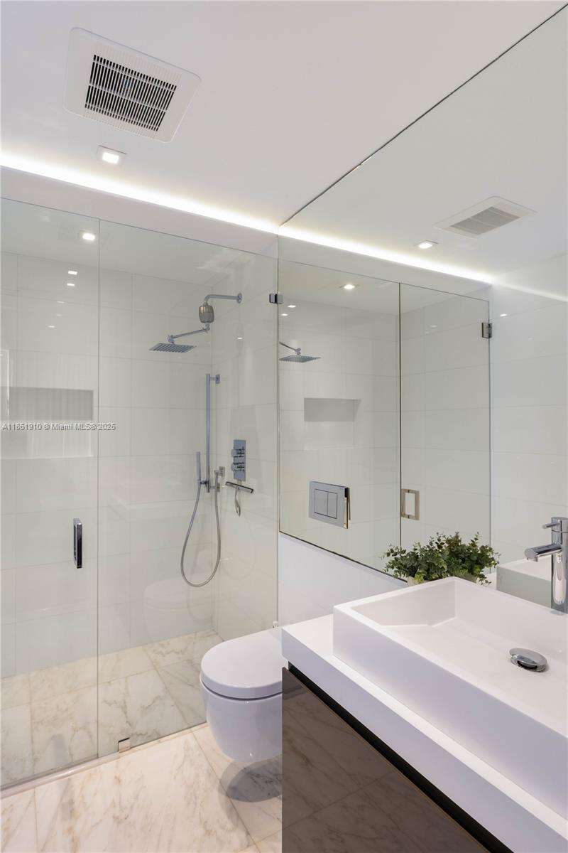 image Jade Residences41